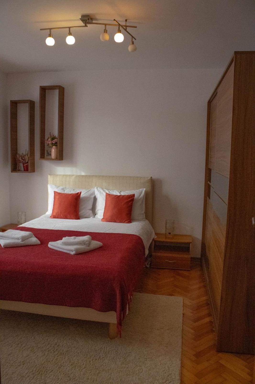 Apartament Aleea Minerva Брашов Екстериор снимка